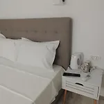 Blanc * コスティネシュティ