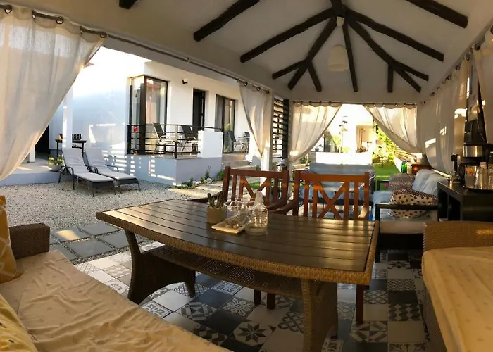 别墅 Blanc 科斯蒂内什蒂