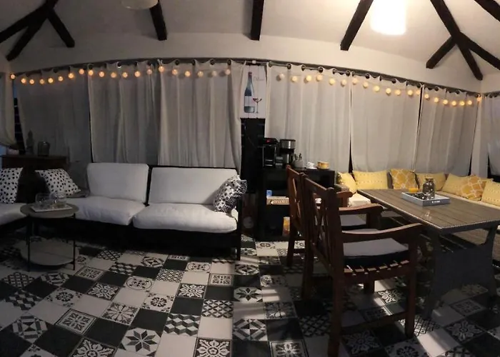 Blanc 科斯蒂内什蒂